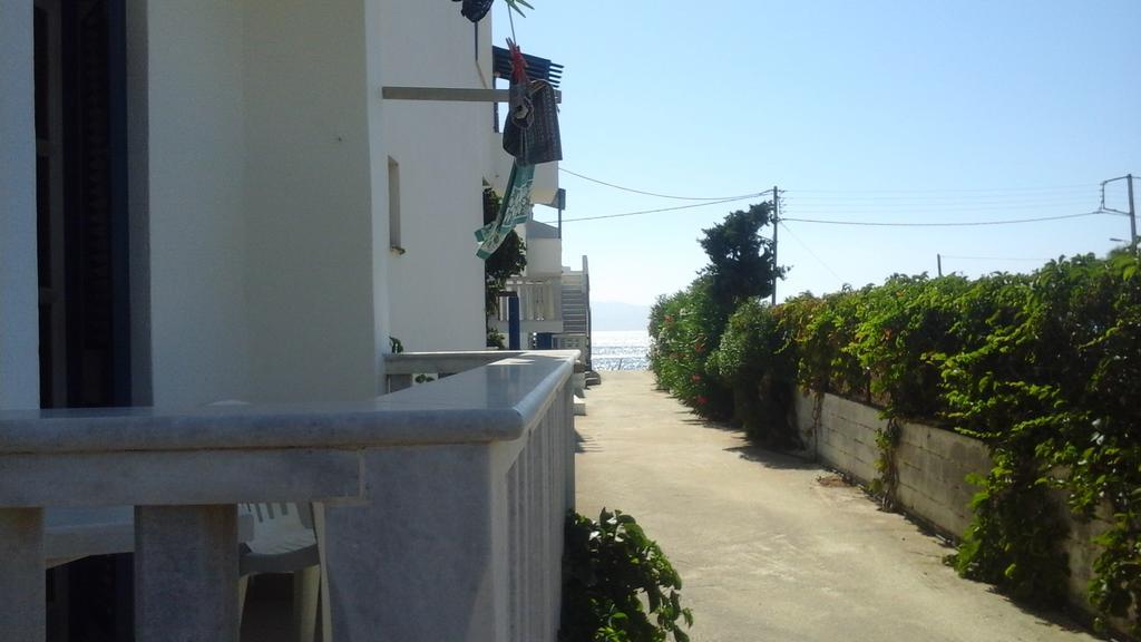 O Fotis Aparthotel Άγιος Προκόπιος Εξωτερικό φωτογραφία