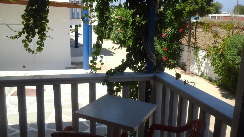 O Fotis Aparthotel Άγιος Προκόπιος Εξωτερικό φωτογραφία